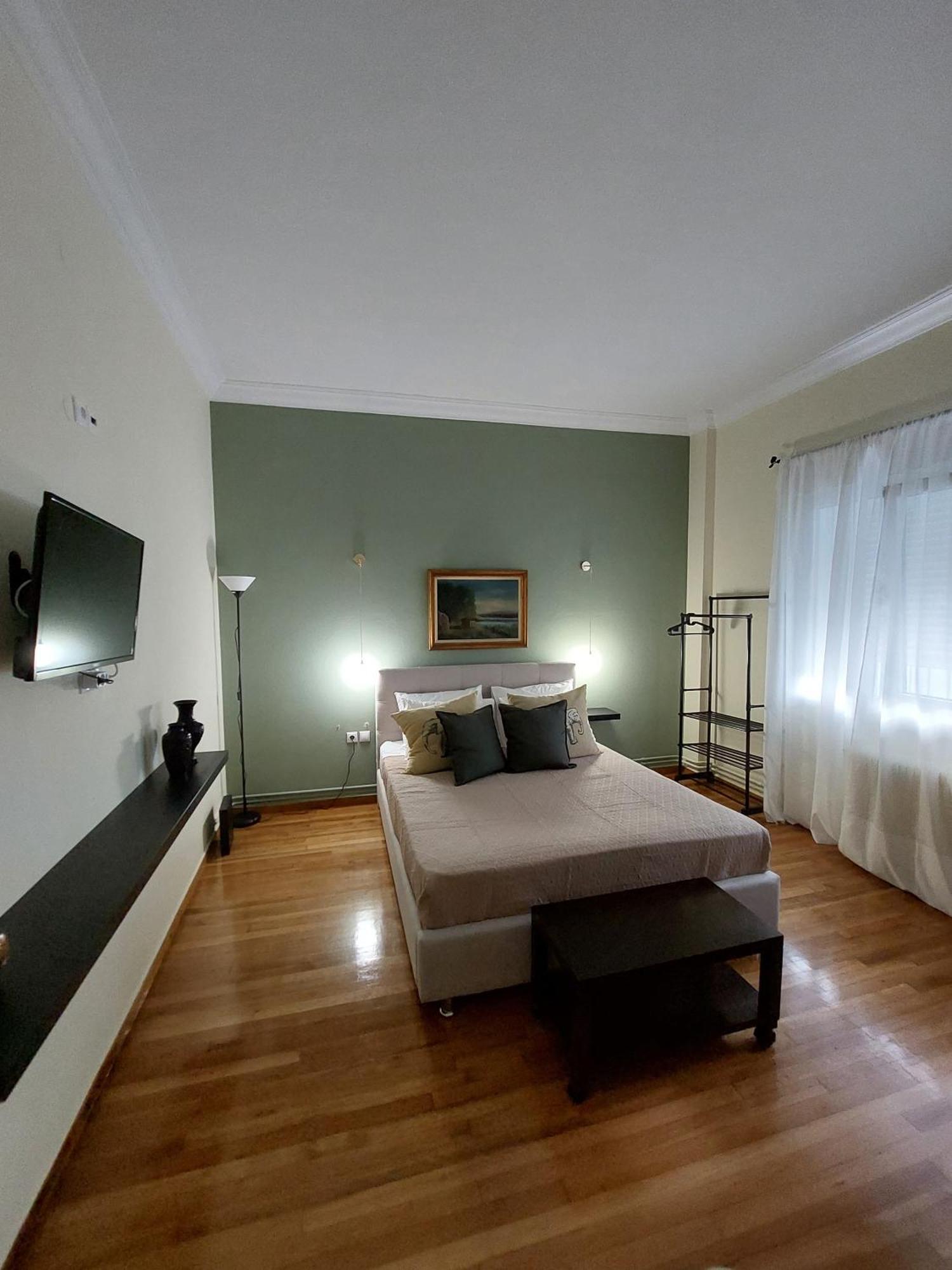 Bmv Apartments Athena Bagian luar foto